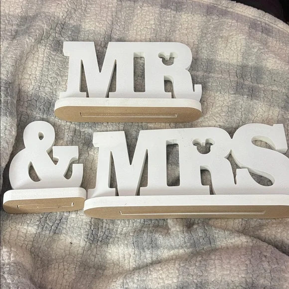 White 'Mr. & Mrs.' Decorative Signs - Picture 1 of 1